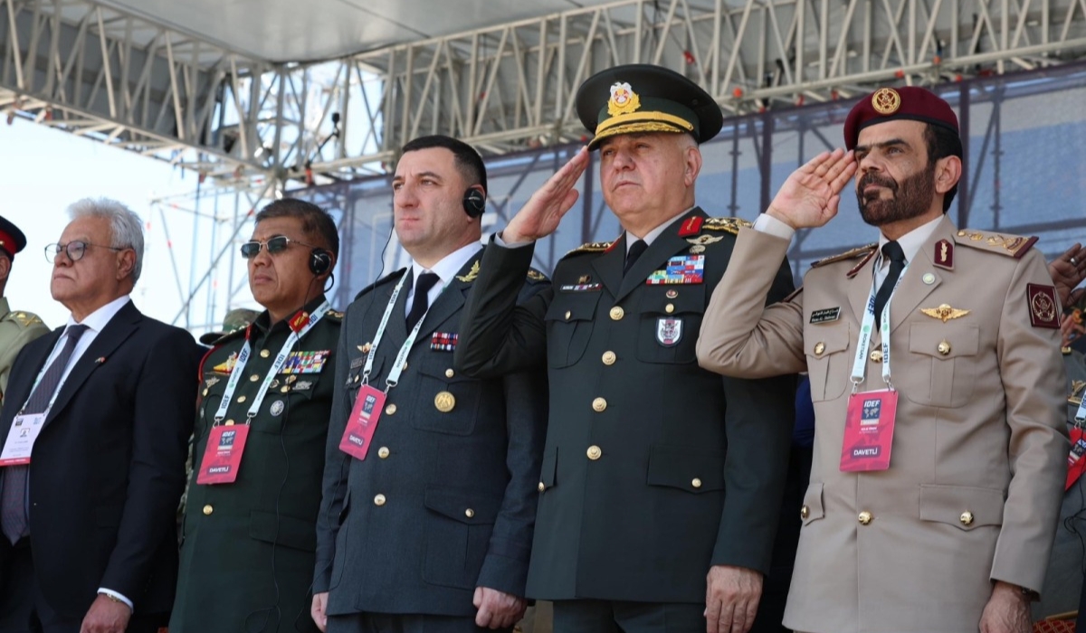 Amiri Guard Commander Opens 17th International Defense Industry Fair in Istanbul